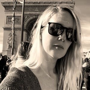 Meet your Posher, Cher